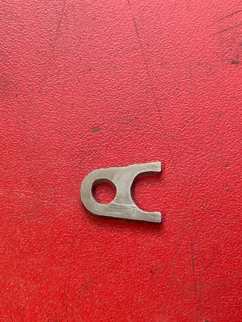 04-05 Honda trx 450 oil pick up tube hold down