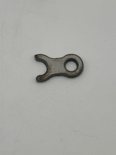 06-14 TRX 450 Oil pick up tube hold down